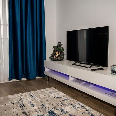 Raphael Apartment North Bucharest Cosmopolis Stefanestii de Jos Esterno foto